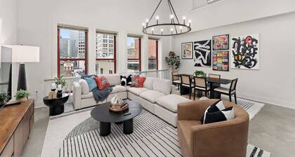 Designer Loft Penthouse in the Heart of Downtown