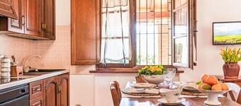 Cosy apartment in villa for 4 guests with A/C, WIFI, TV, terrace and pets allowed