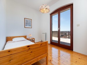 Room - Apartment Limun by Interhome (Trogir)