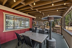 Outdoor dining - Round Rock | 3BR/2BA | Visit Flagstaff's National Monuments (Flagstaff)