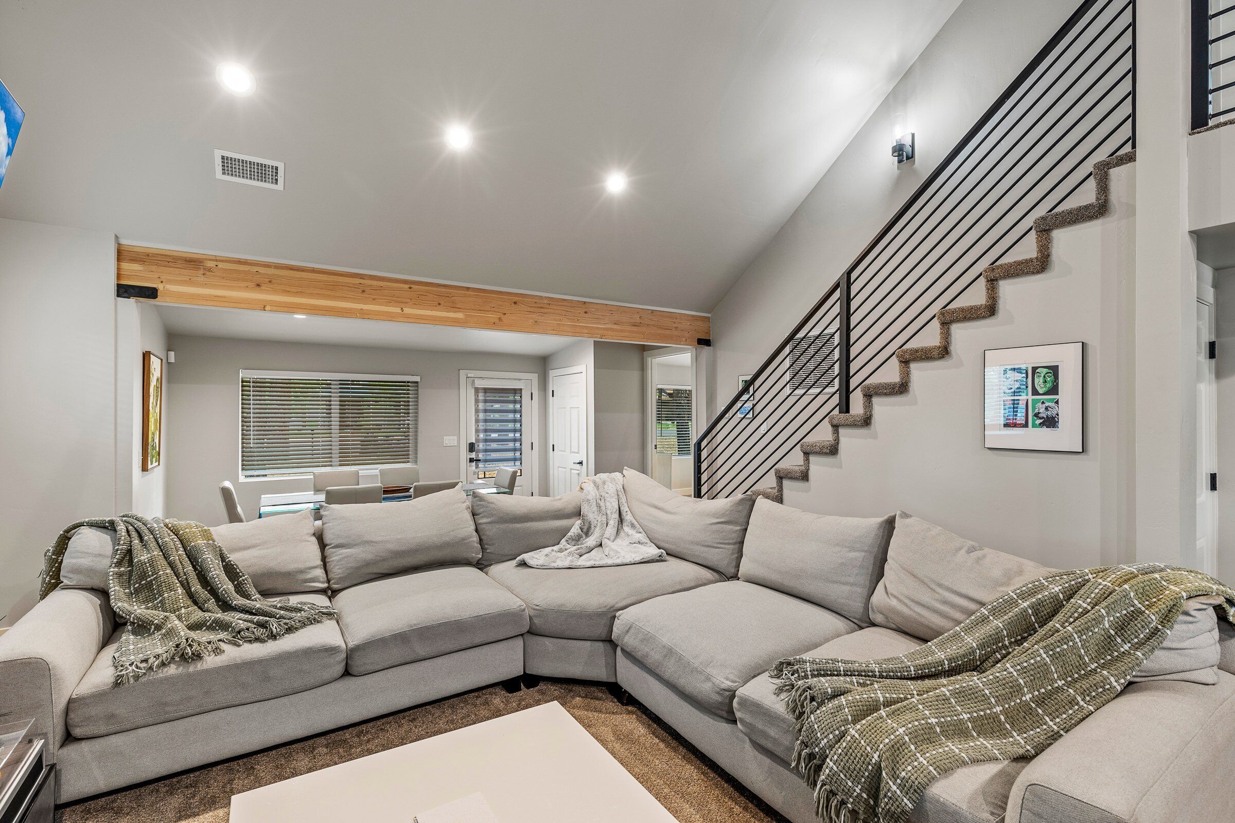 Télévision, cheminée