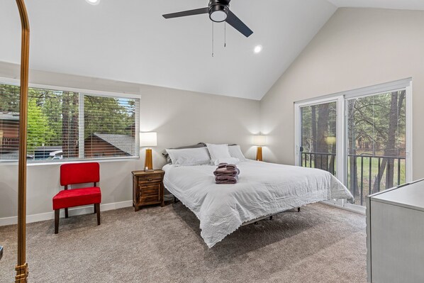 3 chambres, fer et planche à repasser, accès au Wi-Fi (inclus)