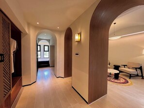 Appart'hôtel Luxe, patio, vue cour intérieure | Équipements de la chambre