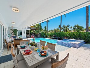Outdoor dining - Discover The Sapphire – A Stunning, Vibrant Waterway Home Offering Style, Comfort & Relaxation! (Wilton Manors)