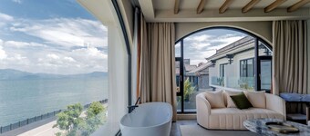 Dali Qingmai Seaview Resort