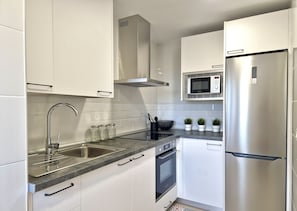 Frigorífic, microones, forn i torradora
