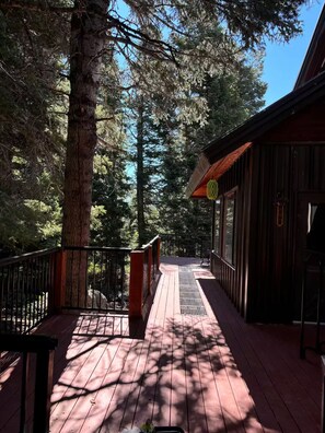 Terrace/patio - Mountain Paradise with the Luxuries of Home! (Coalville)