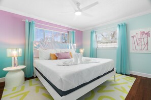 3 habitaciones, tabla de planchar con plancha y cuna de viaje 
