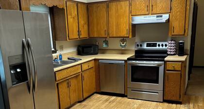 3-bedroom house near Crane Creek Vineyards in Young Harris
