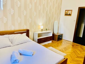 3 chambres, Wi-Fi, draps fournis