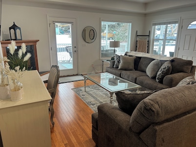 Charming Lewiston, Idaho Get-Away!  Wifi, King Bed, Pet Friendly