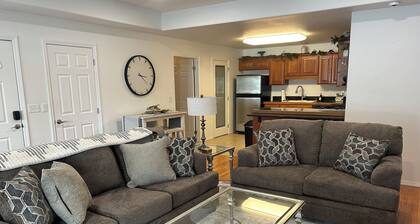 Charming Lewiston, Idaho Get-Away! Wifi, King Bed, Pet Friendly