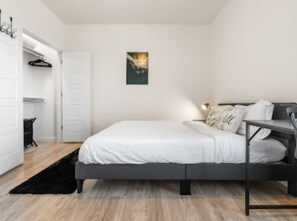 2 bedrooms, desk, iron/ironing board, WiFi
