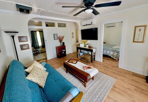 3 soverom, skrivebord, strykejern/-brett og wi-fi (inkludert)