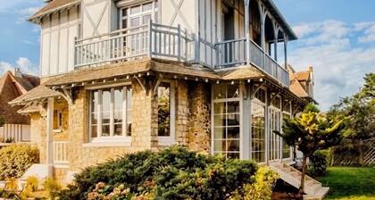Villa de rĂȘve Ă 50 mĂštres de la plage !