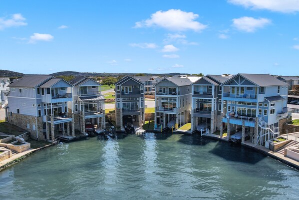 Exterior - Stunning lakefront home on Lake LBJ with private pool spa and outdoor shower (Kingsland)