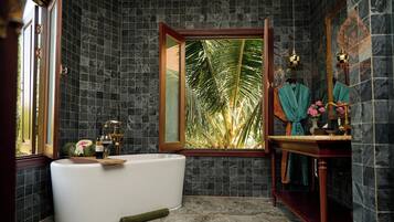House, 1 Bedroom | Bathroom