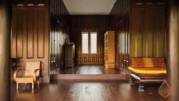 Deluxe House, 2 Bedrooms | 2 bedrooms, premium bedding, pillowtop beds, free minibar