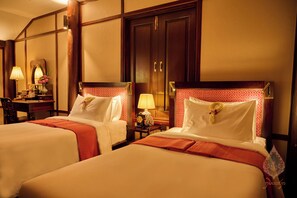 House, 2 Bedrooms | Premium bedding, pillowtop beds, free minibar, in-room safe