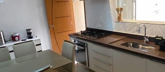 Kingdom Of Eagles / Beautiful 3 Bedroom house near to the Airport in Londrina.