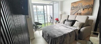 King Queen Beds, Deep tub, Huge Balcony near Pickering Casino