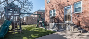 Cozy Clean Chicago Apartment Free Street Parking Near Downtown Washer & Dryer