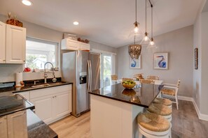 Fridge, microwave, dishwasher, coffee/tea maker