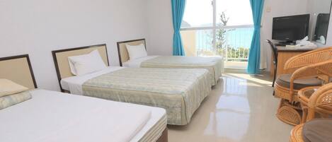 1 bedroom, desk, free WiFi, bed sheets