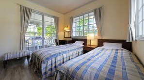 3 habitaciones, escritorio, wifi gratis y ropa de cama 