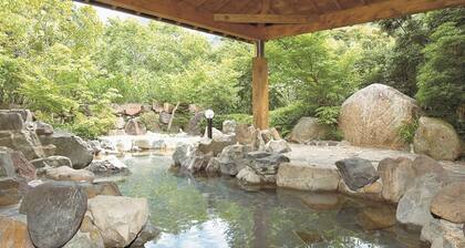 Nonsmoking Twostorey house along the river ma / Koyu-gun Miyazaki