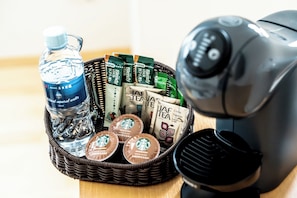 Kaffee und/oder Kaffeemaschine
