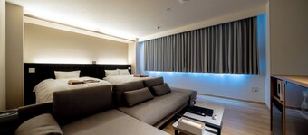 Conveniently located just a 5minute walk from JR Miyajimaguchi Station Relax and unwind with a Sta / Hatsukaichi Hiroshima