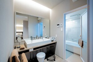 Hair dryer, towels