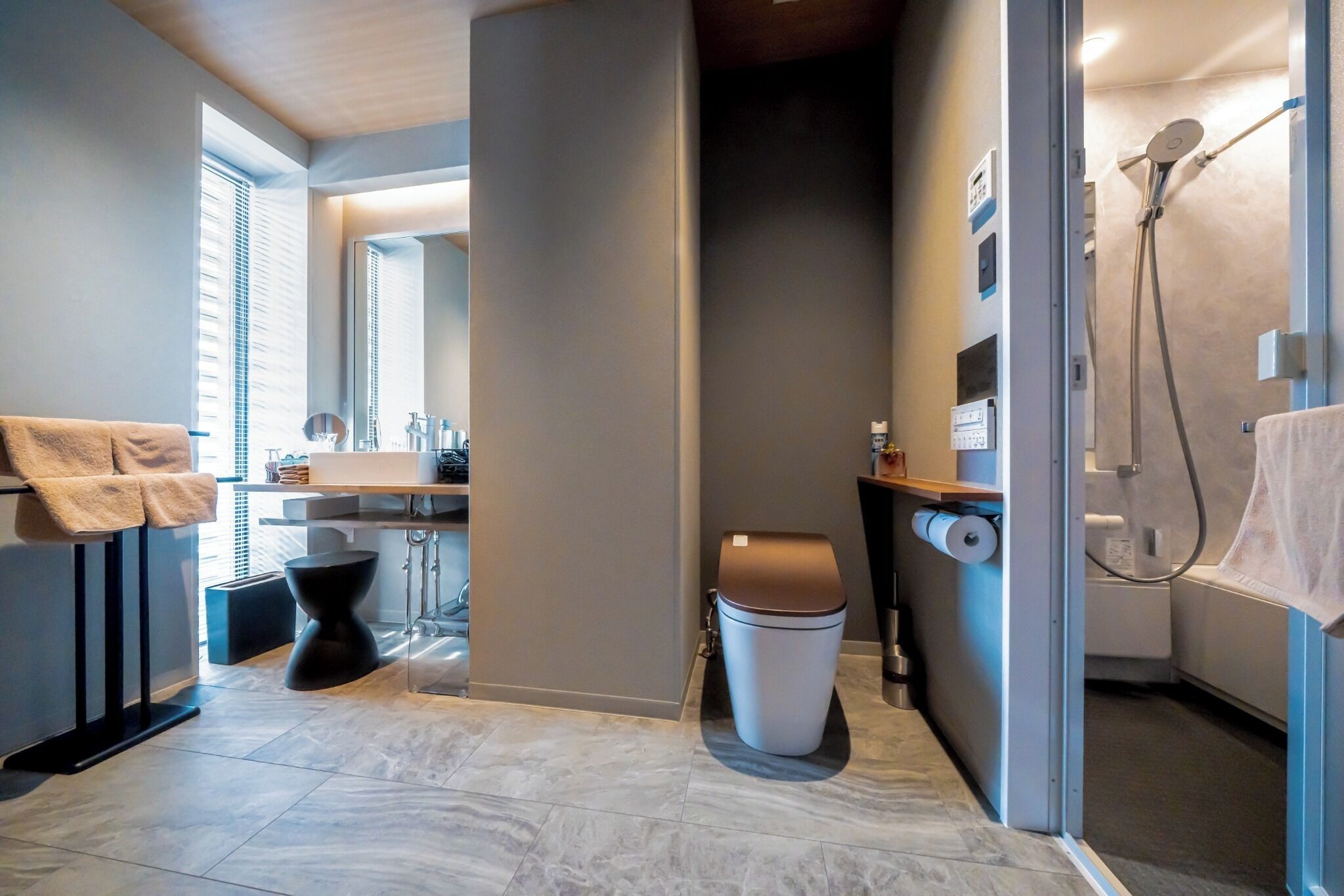 Hair dryer, towels