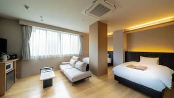 1 bedroom, iron/ironing board, WiFi (free), bed sheets