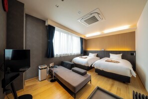 1 slaapkamer, een strijkplank/strijkijzer, gratis wifi, beddengoed