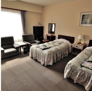 1 bedroom, desk, iron/ironing board, free WiFi