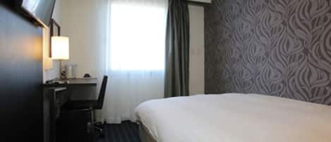 1 bedroom, desk, iron/ironing board, free WiFi