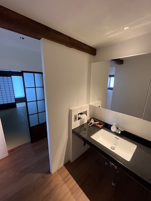 Hair dryer, towels - ICHOU  Room only / Sado Niigata (Sado)