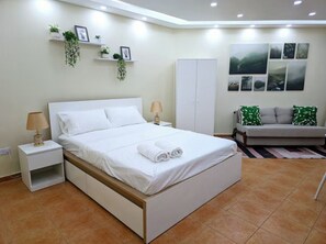 1 bedroom, iron/ironing board, WiFi, bed sheets