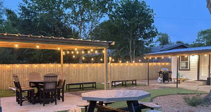 The Dunn Right - Pool, Game Room, Yard Games, 1.5 Miles to TAMU
