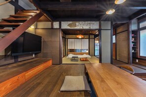 Japanese-style House , Garden View | Living area
