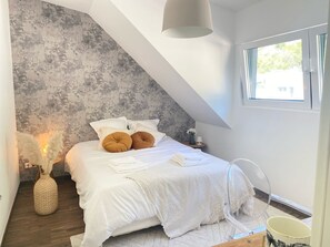 2 Schlafzimmer, Bügeleisen/Bügelbrett, Reisekinderbett, WLAN