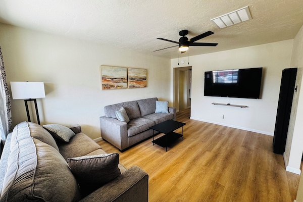 Living room with 65inch Smart TV!