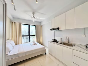 Apartamento standard, ar-condicionado | Wi-Fi de cortesia, roupa de cama