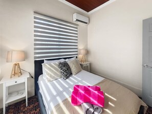 4 bedrooms, desk, travel crib, free WiFi