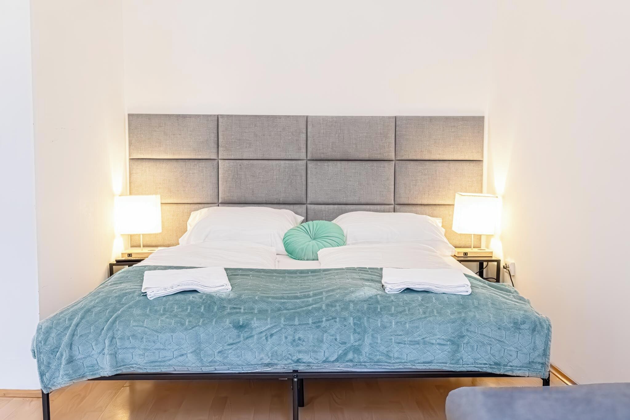 Chambre | Fer et planche à repasser, Wi-Fi gratuit