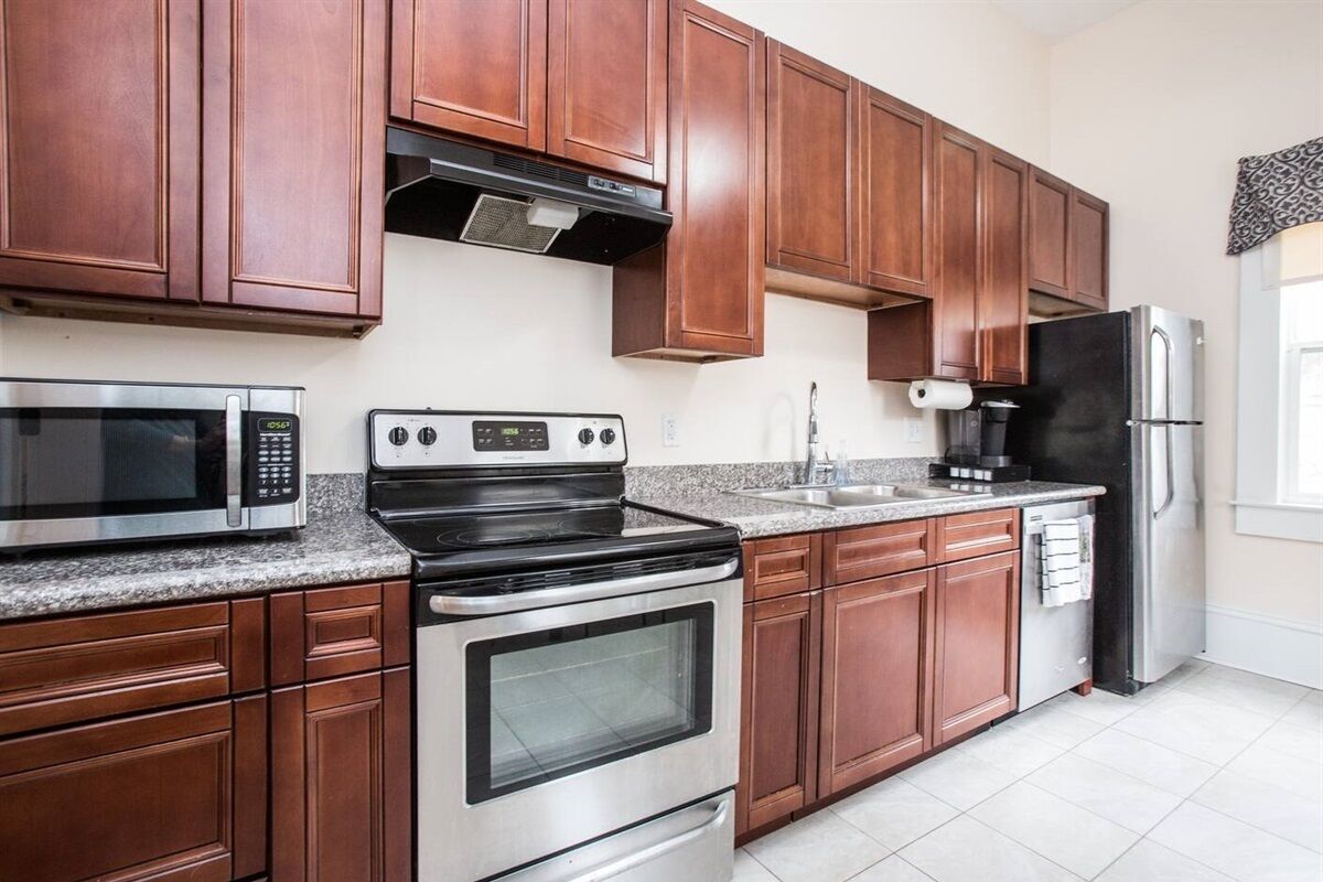 Fridge, microwave, oven, dishwasher
