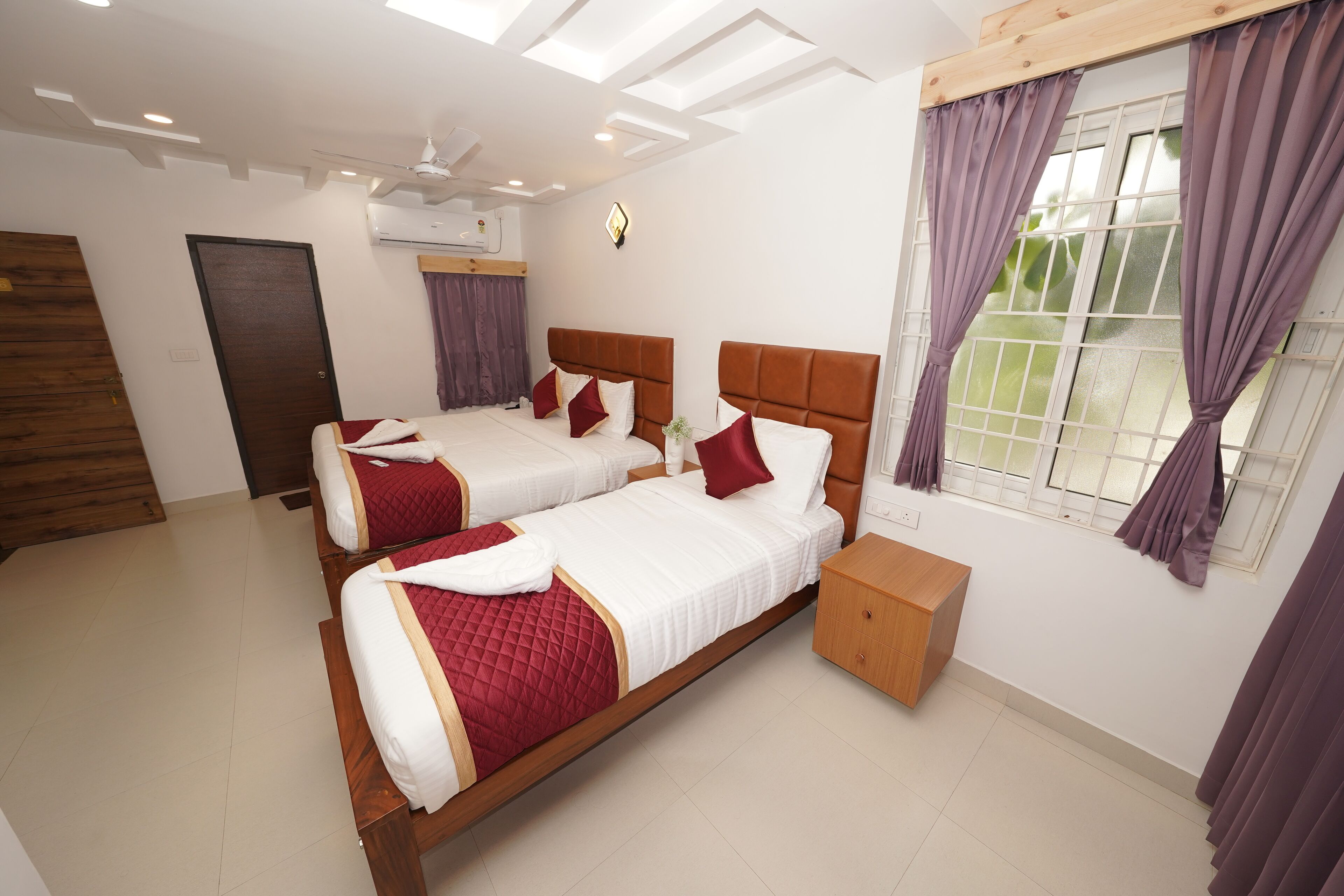 Tremannsrom – deluxe | Sengetøy av topp kvalitet og individuelt innredet