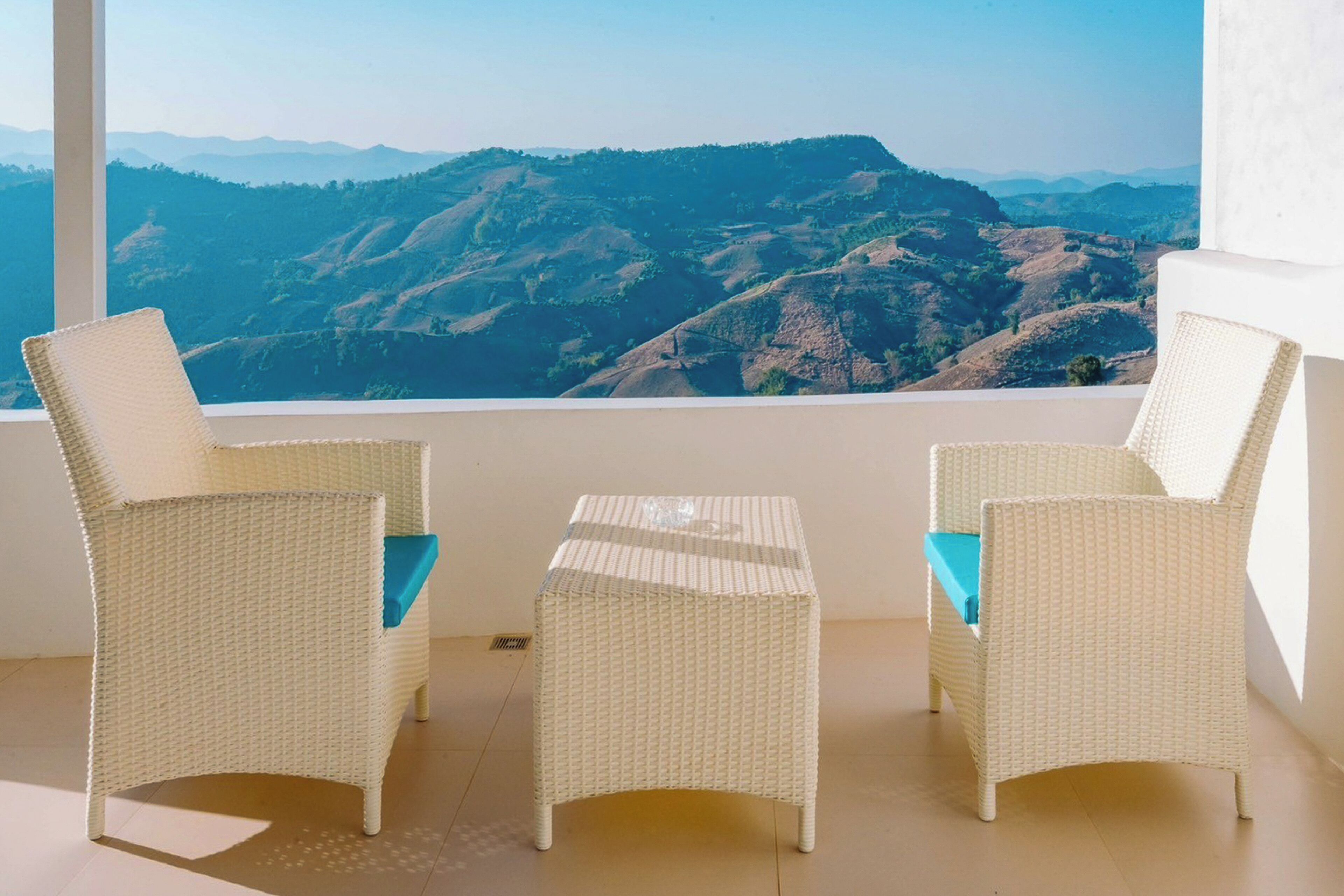 Tweepersoonskamer, uitzicht op bergen | Balkon